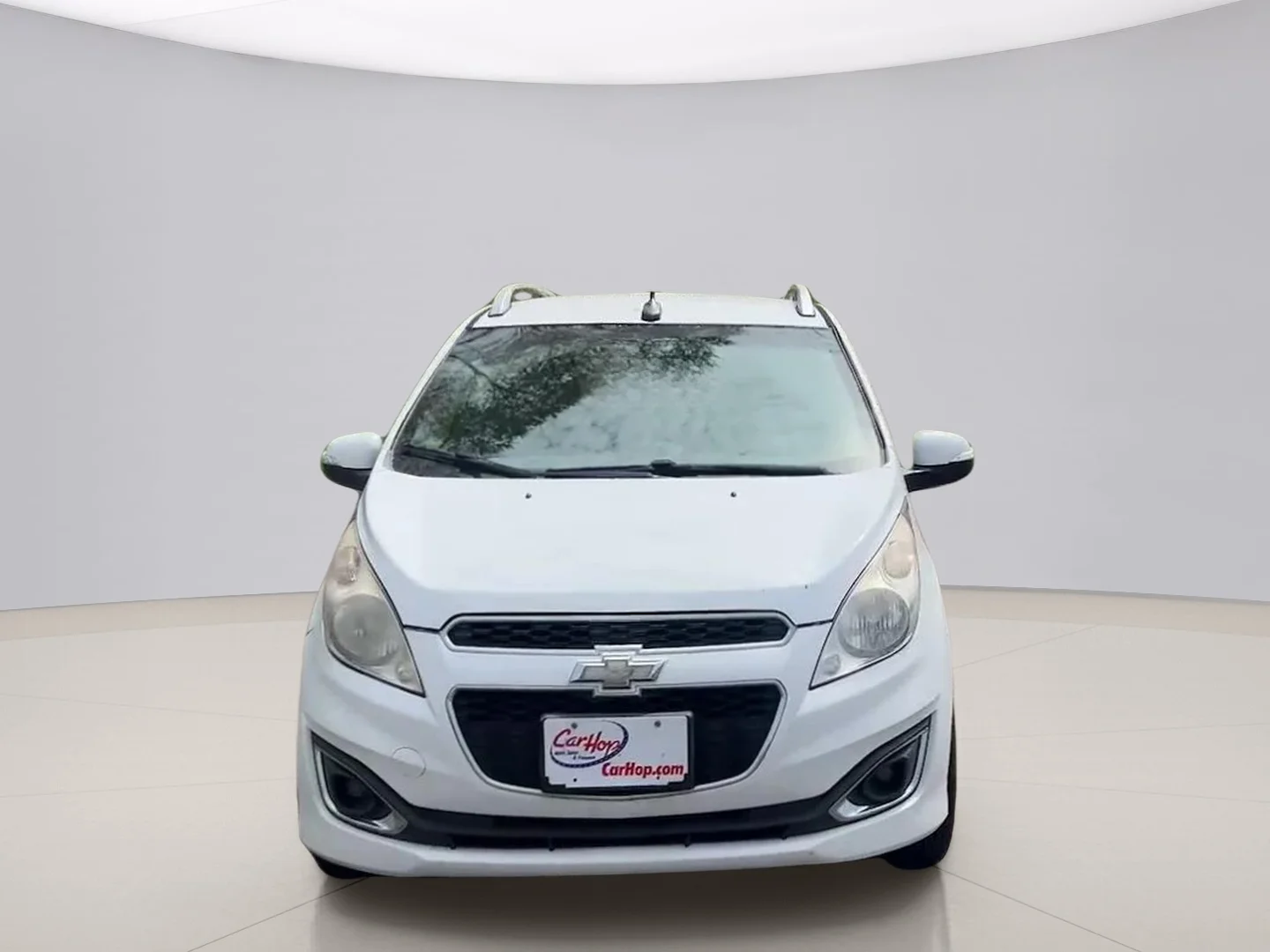 Used 2014 White Chevrolet  image 8