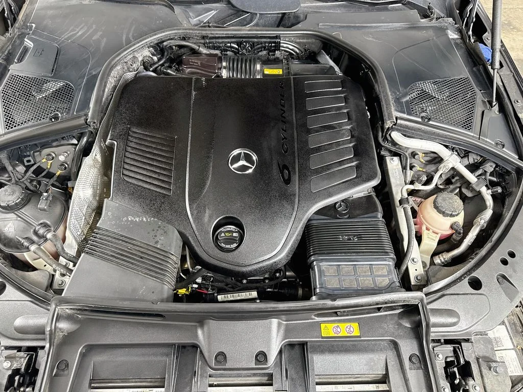 Used 2023 Gray Mercedes-Benz S 500 image 31