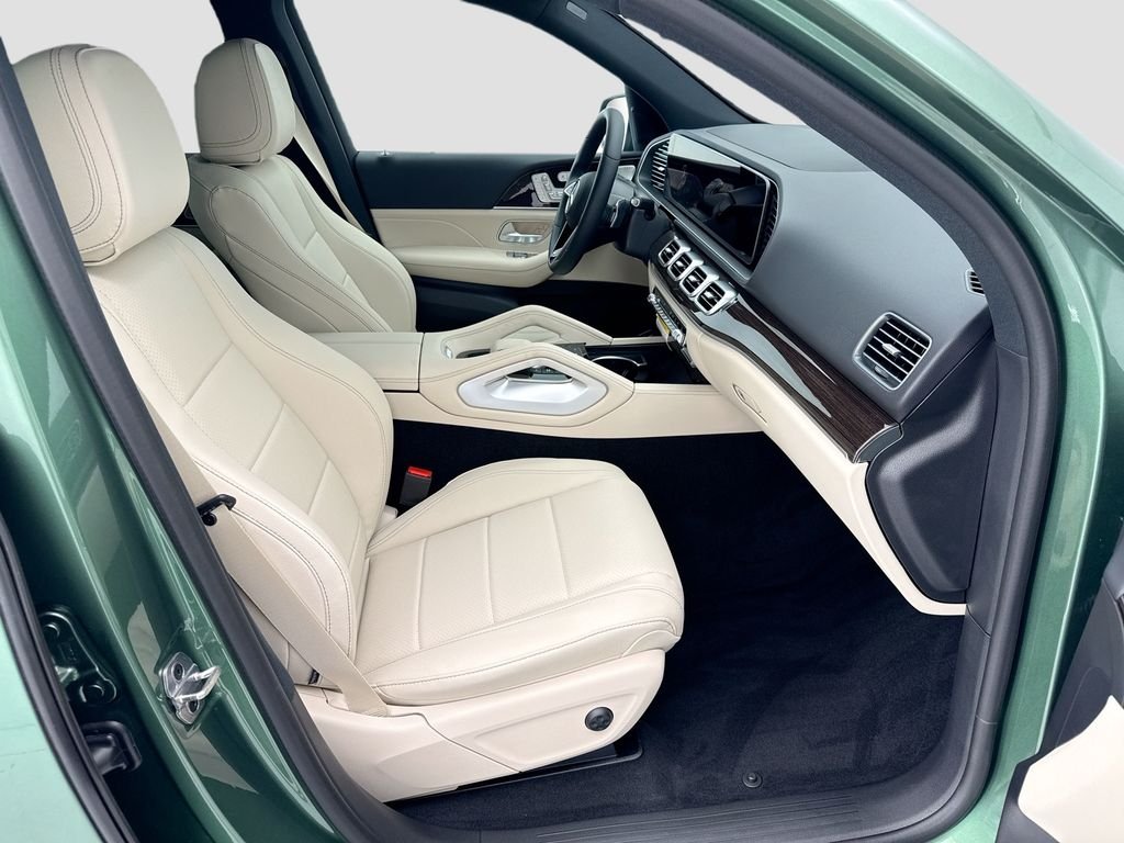 New 2026 MANUFAKTUR Ireland Mid Green Metallic Mercedes-Benz GLE 350 image 19
