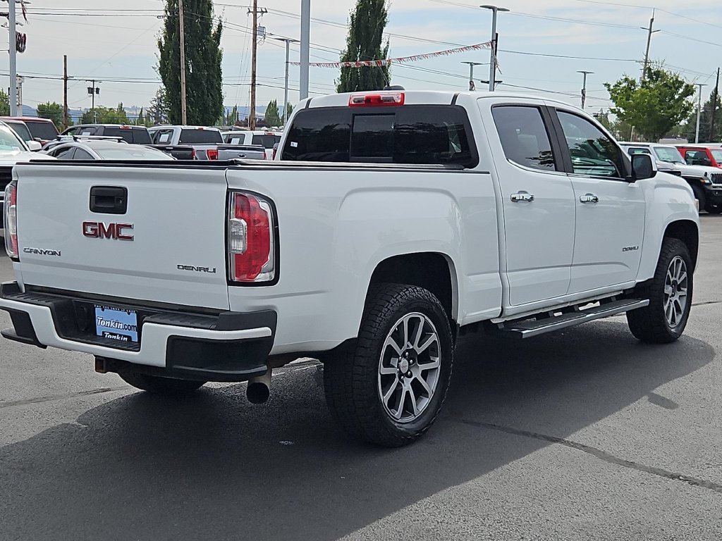 Used 2018 Summit White GMC Denali image 6
