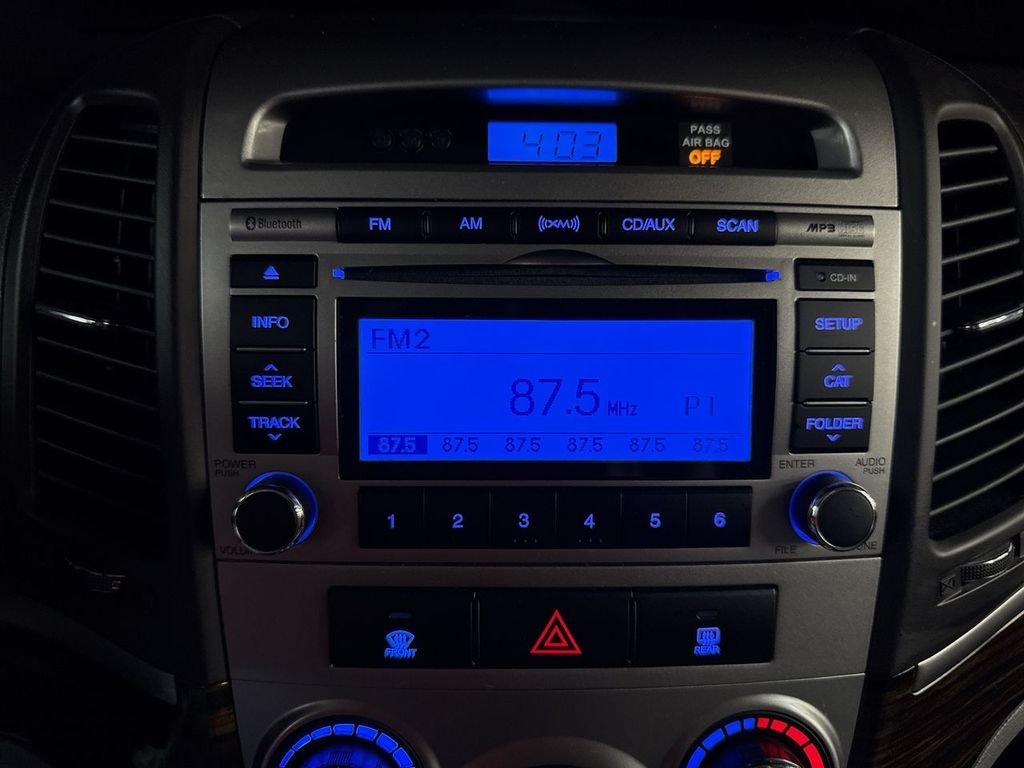 2010 Hyundai Santa Fe SE - Photo 24