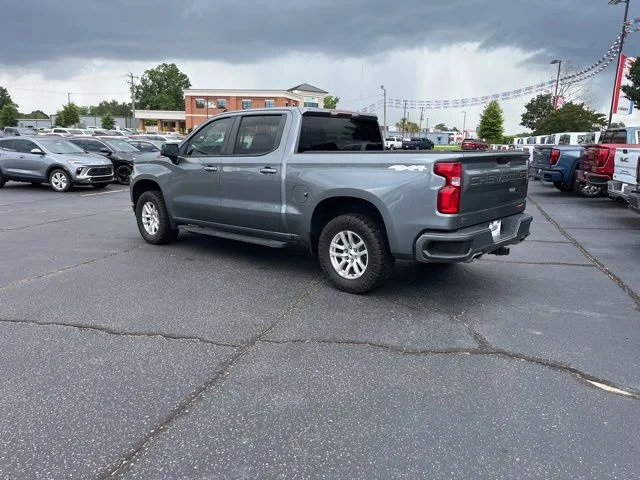 Used 2021 Gray Chevrolet RST image 25