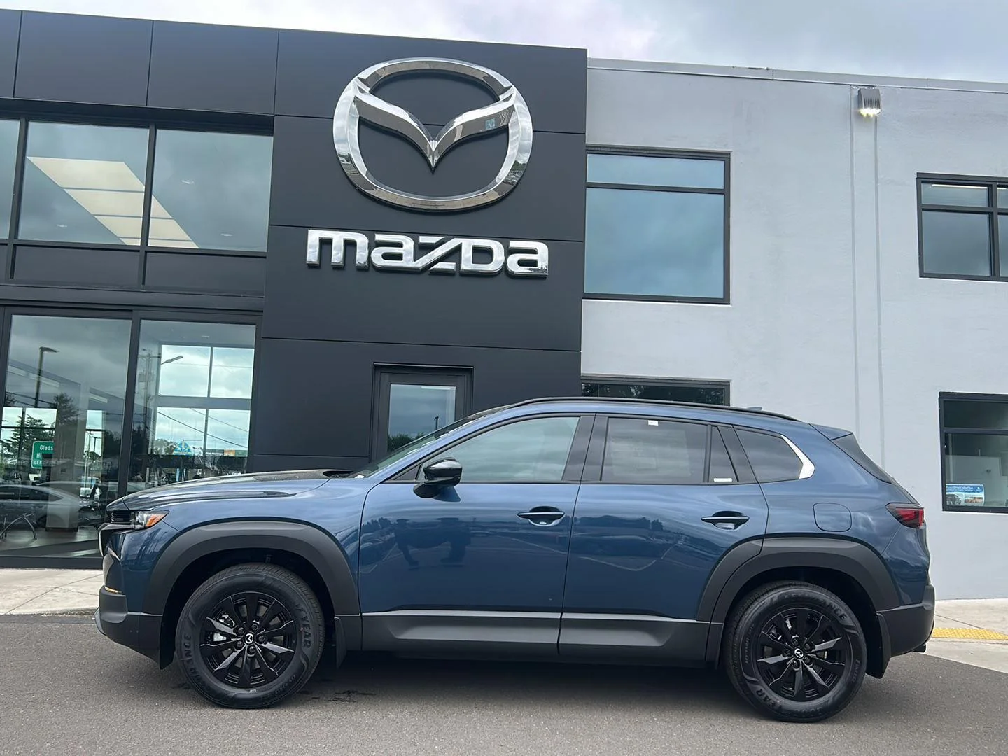 2026 Mazda CX-50 2.5 Hybrid Premium's photo
