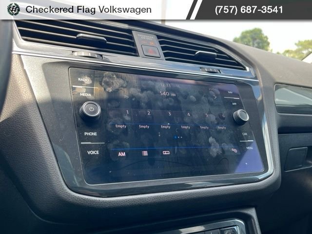 Used 2019 Pure White Volkswagen 2.0T SEL Premium 4Motion image 39