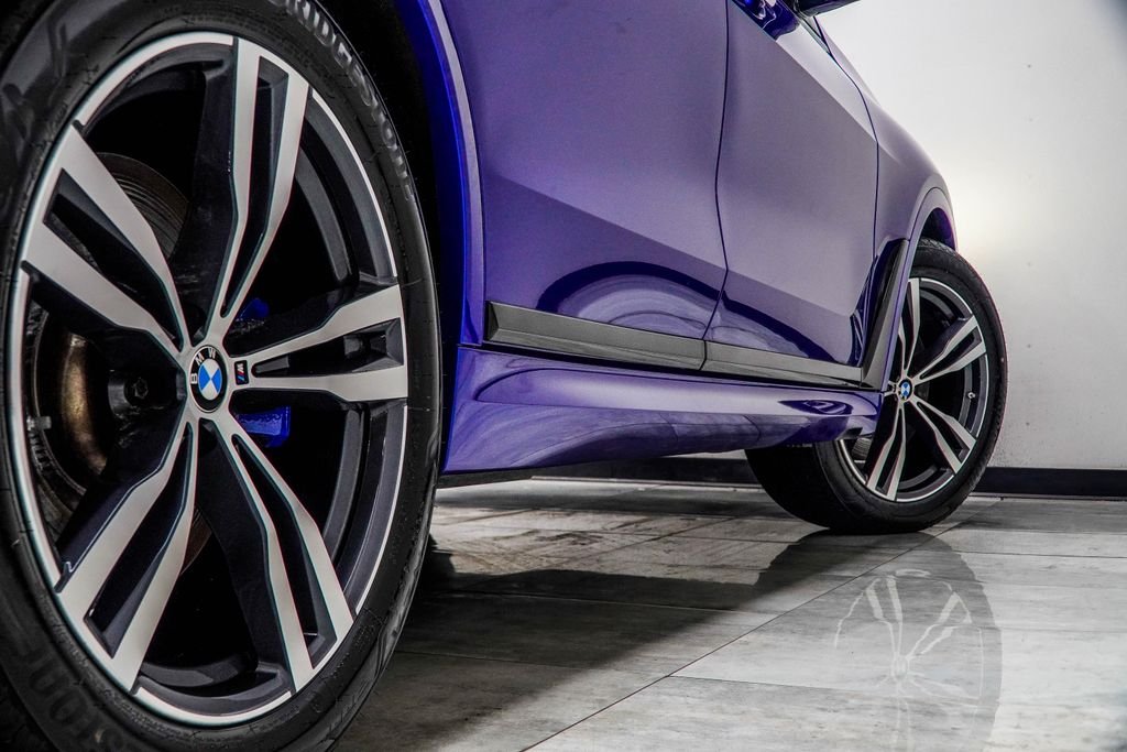 Used 2024 Blue BMW M60i image 16