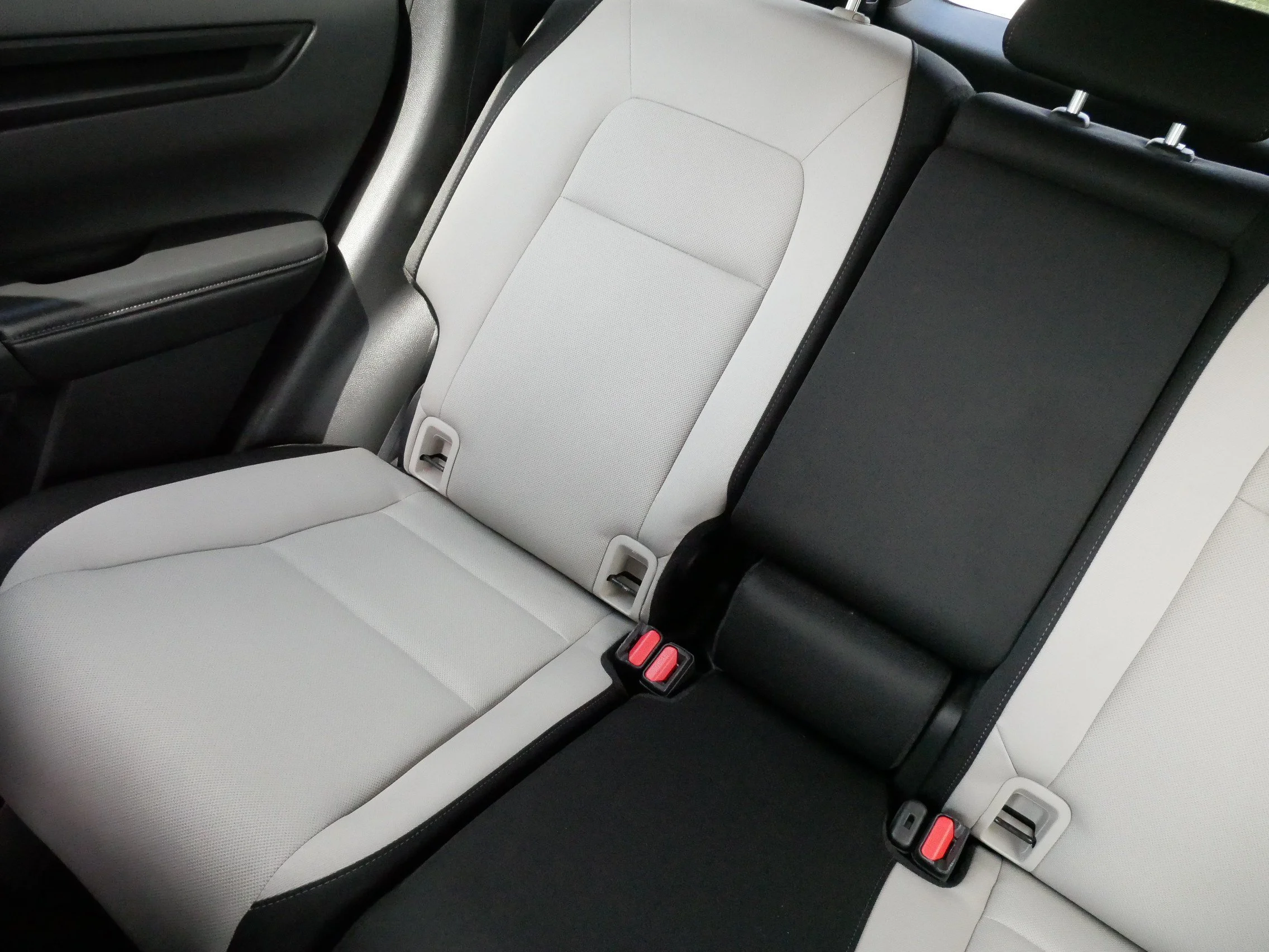2024 Honda CR-V EX - Photo 11