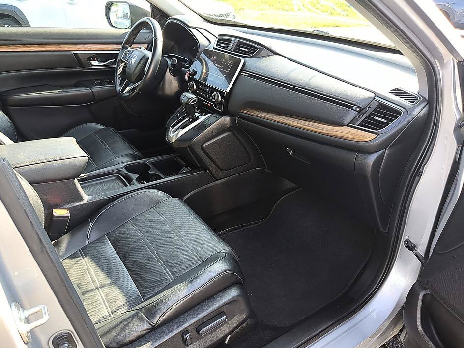 Used 2018 Lunar Silver Metallic Honda EX-L image 36