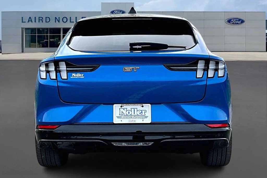 New 2026 Blue Ford GT image 4