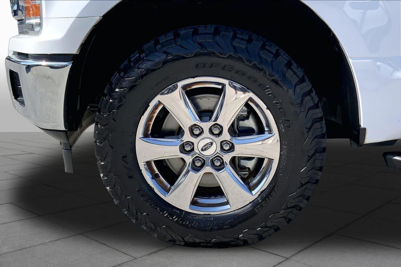 Used 2018 Oxford White Ford XLT image 10