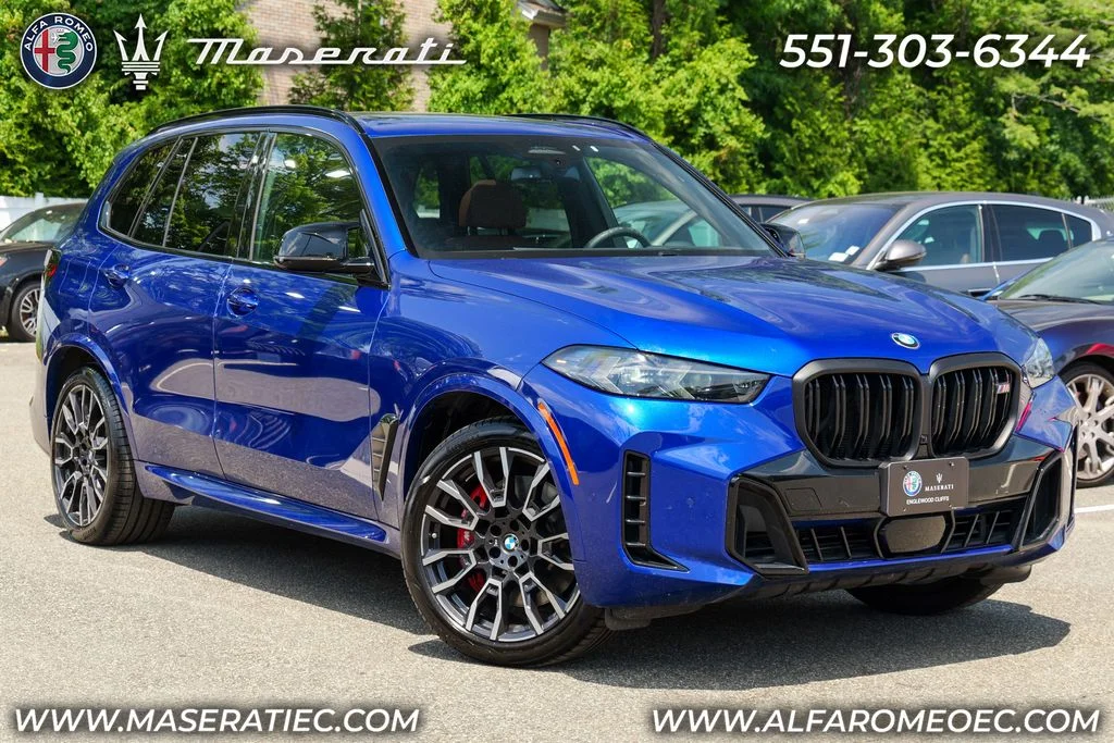 Used 2025 Marina Bay Blue Metallic BMW M60i image 1