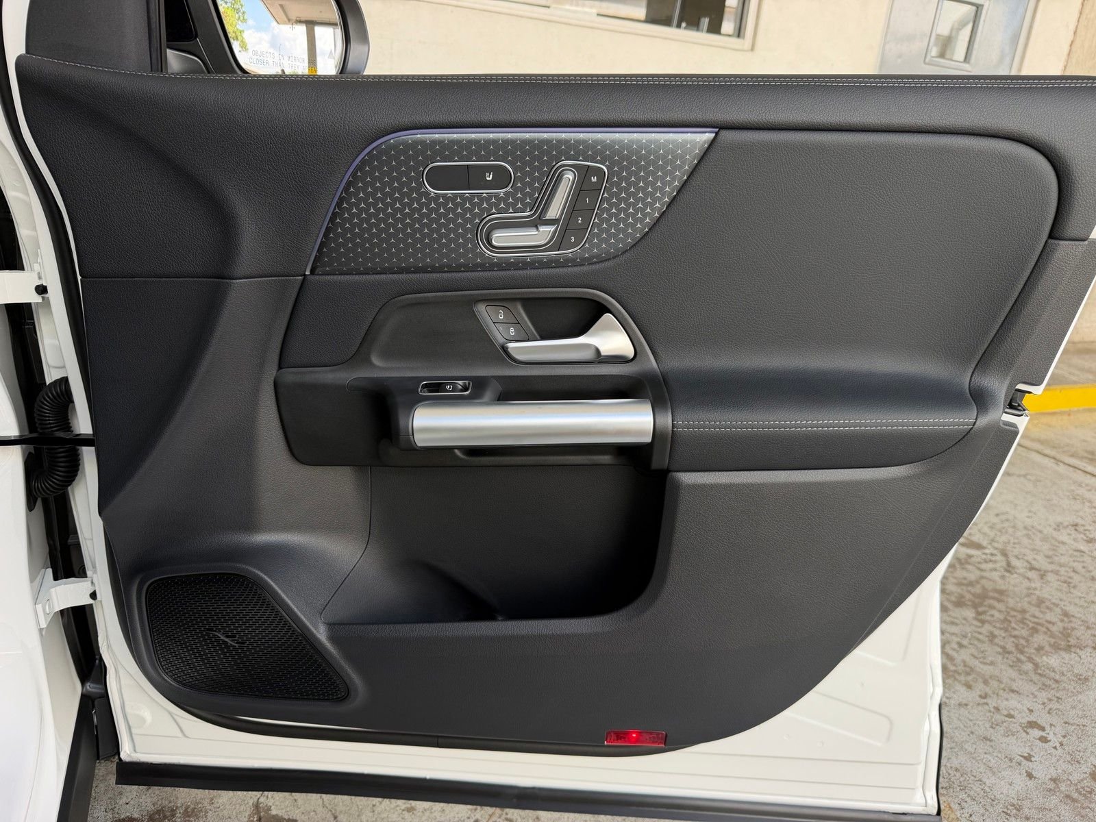 New 2026 Polar White Mercedes-Benz GLA 250 image 18