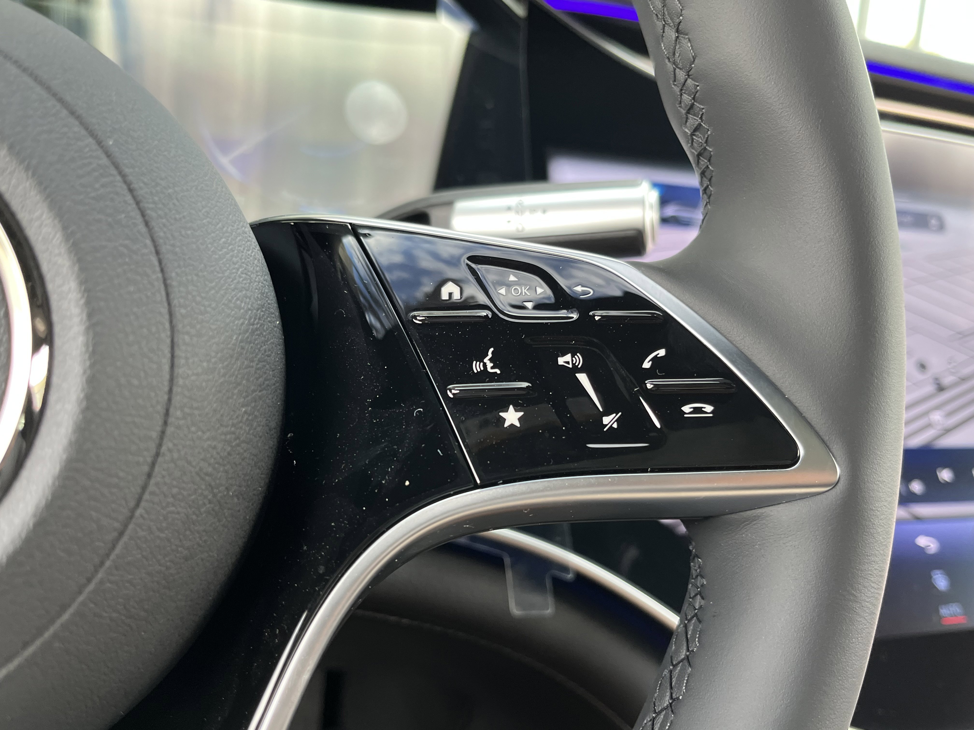 New 2026 Black Mercedes-Benz EQS 450 image 26