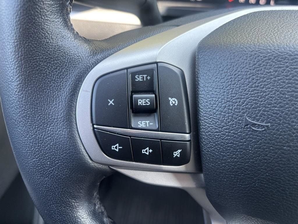 Certified Used 2022 Silver Metallic Ford XLT image 27