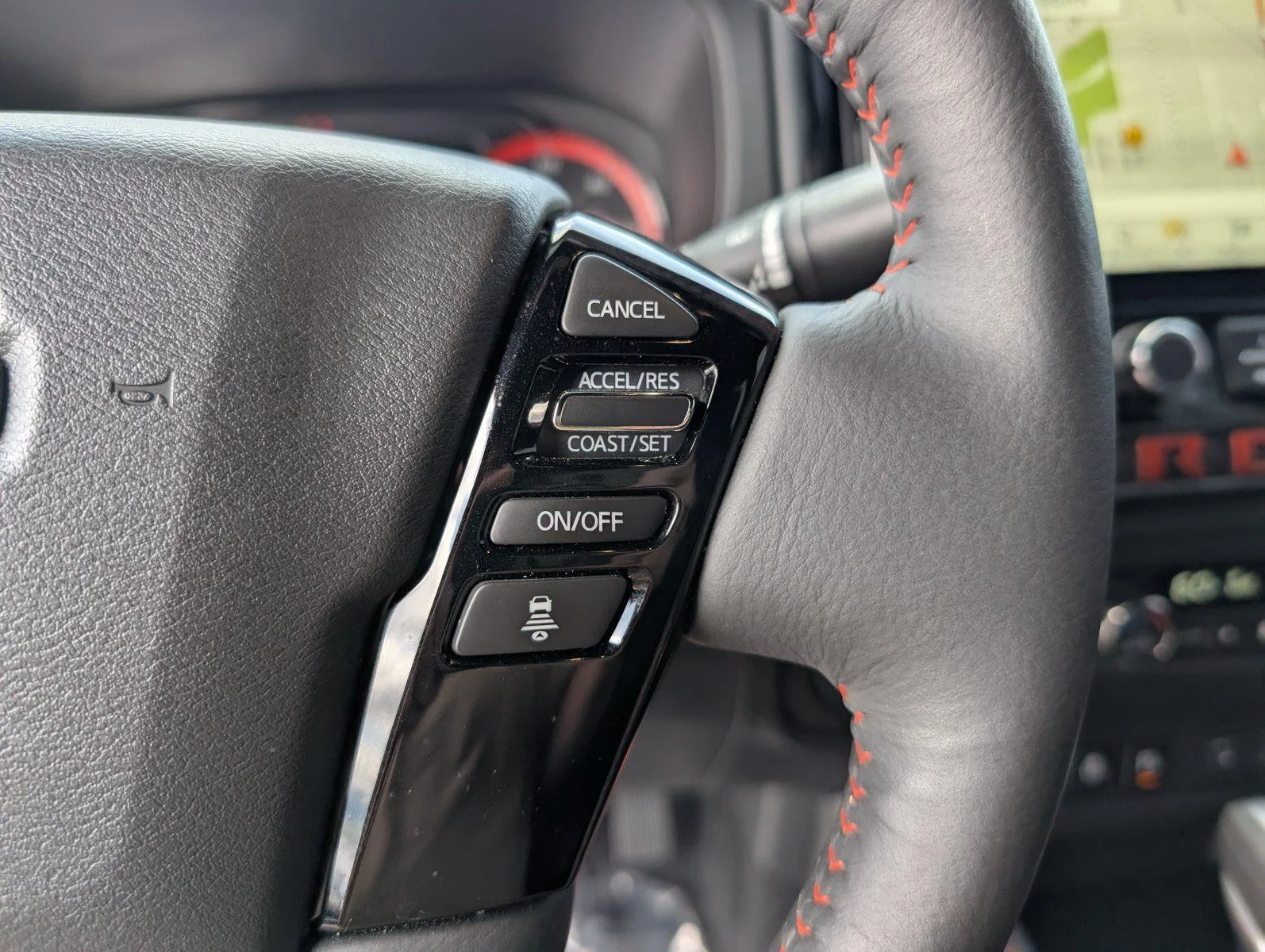 Used 2026 Glacier White Nissan PRO-X image 26