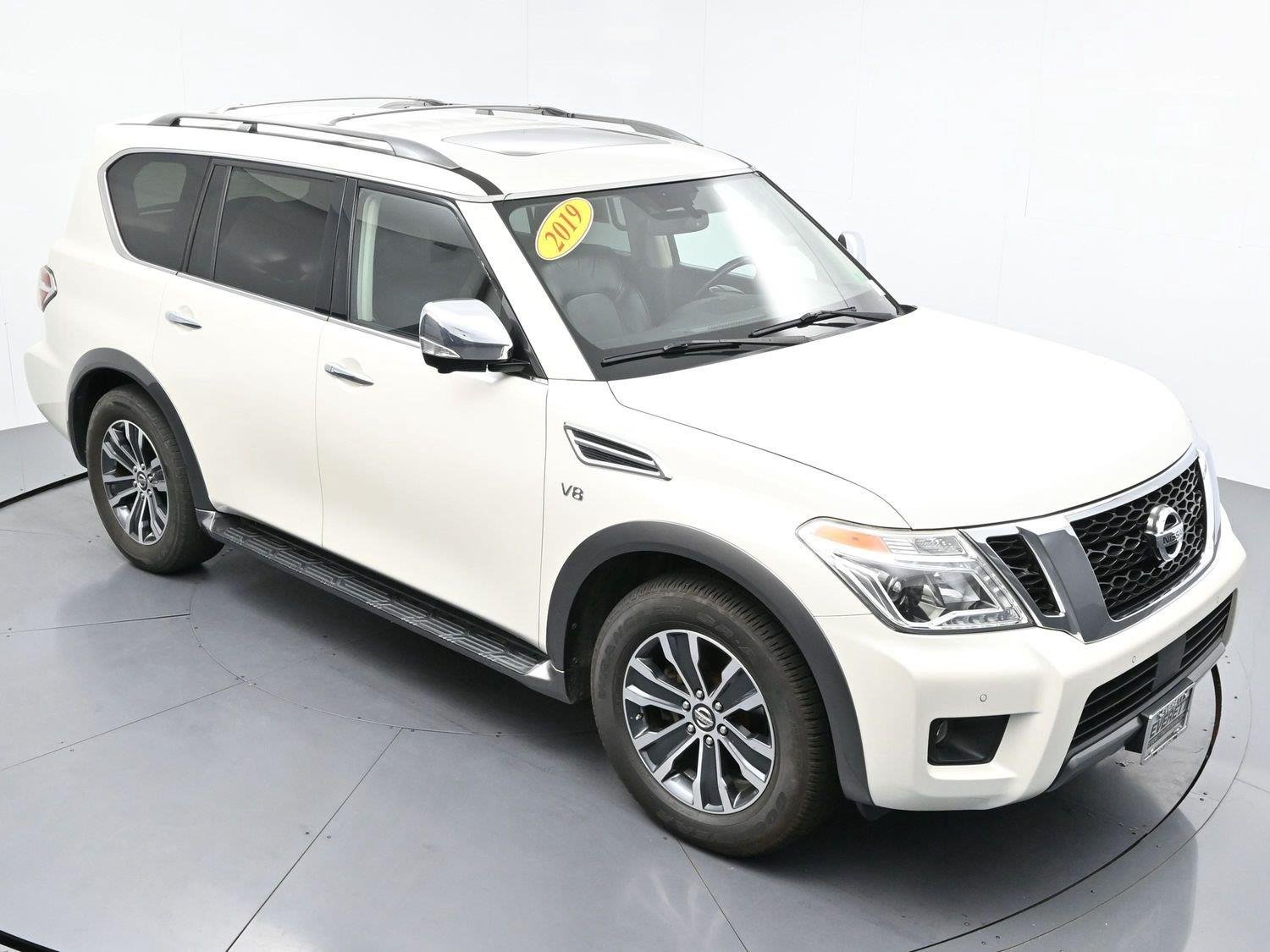 Used 2019 Pearl White Tricoat Nissan SL image 49