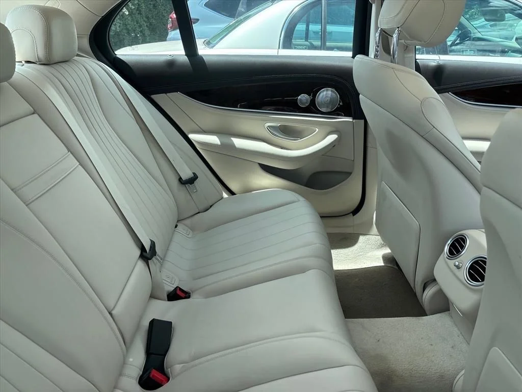 Used 2019 White Mercedes-Benz E 300 image 18