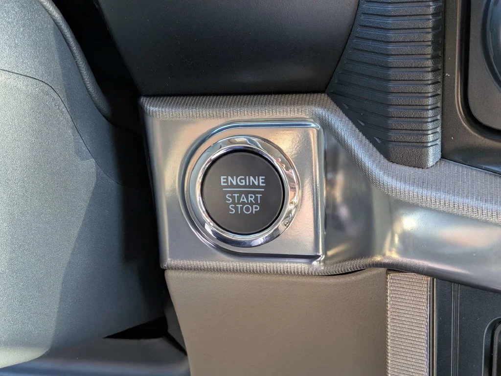 New 2026 Star White Metallic Tri-Coat Ford Platinum® image 24