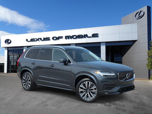 2022 Volvo XC90 T5 Momentum