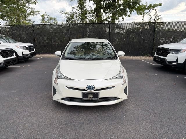 Used 2017 Blizzard Pearl Toyota Two image 2