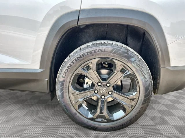 2027 Chevrolet Equinox LT - Photo 40