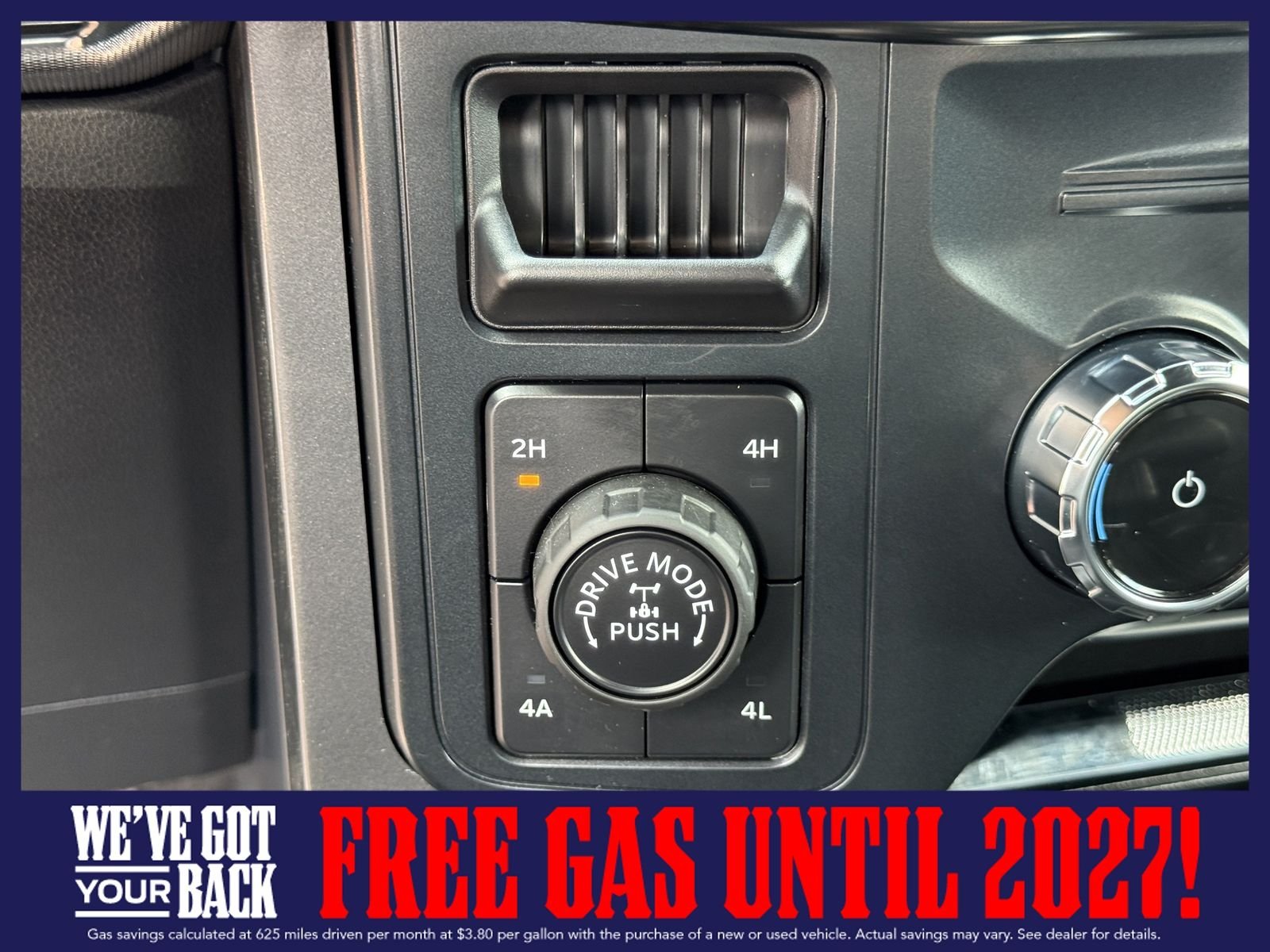 New 2026 Ruby Red Metallic Tinted Clearcoat Ford Lariat image 24