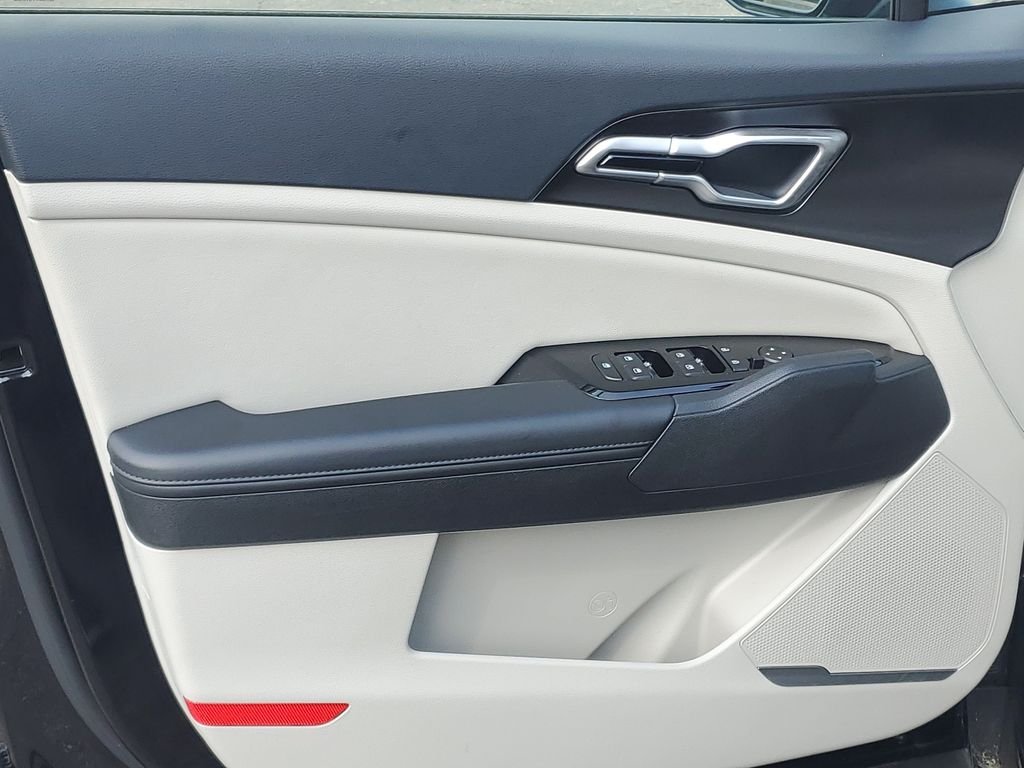 Certified Used 2024 Ebony Black Kia EX image 5