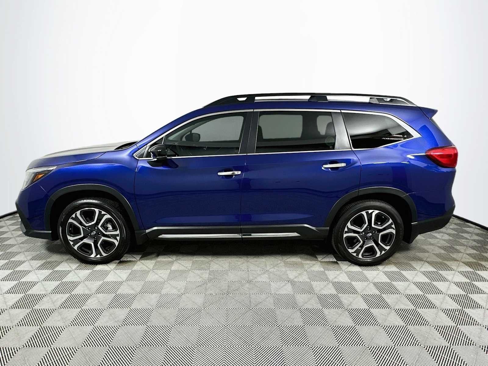 2026 Subaru Ascent Touring - Photo 4
