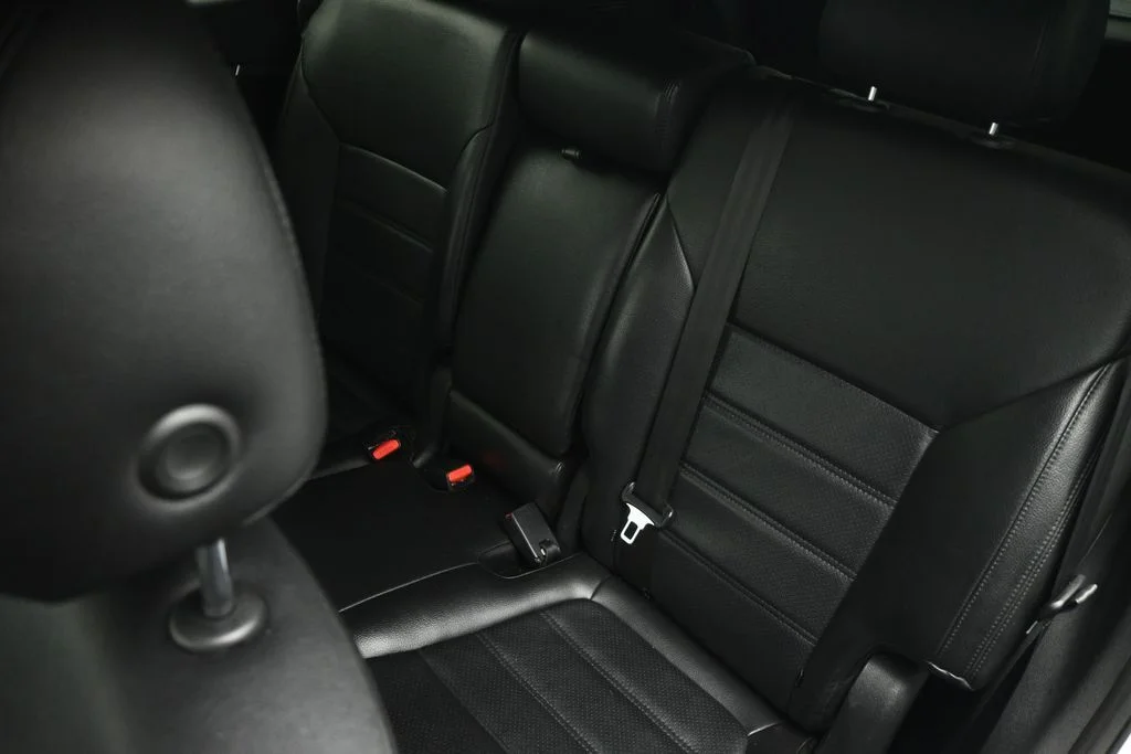Used 2020 White Kia LX image 51