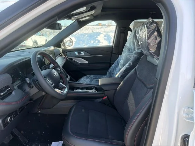 New 2026 Star White Metallic Tri-Coat Ford ST image 11