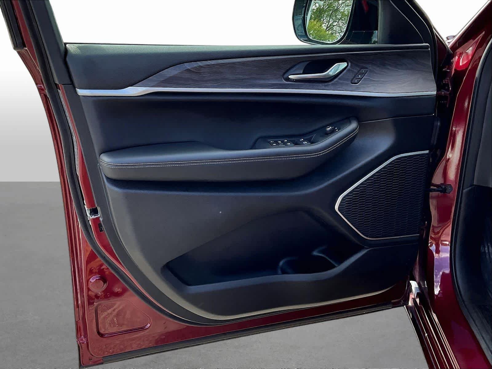 2025 Jeep Grand Cherokee Anniversary Edition 4xe - Photo 22