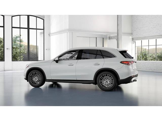 New 2027 MANUFAKTUR Moonlight White Metallic Mercedes-Benz GLC 300 image 31