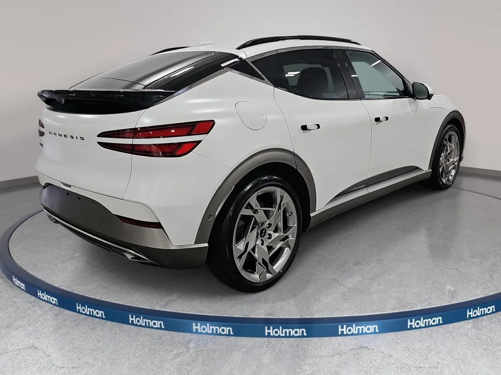 Used 2024 White Genesis Performance image 6
