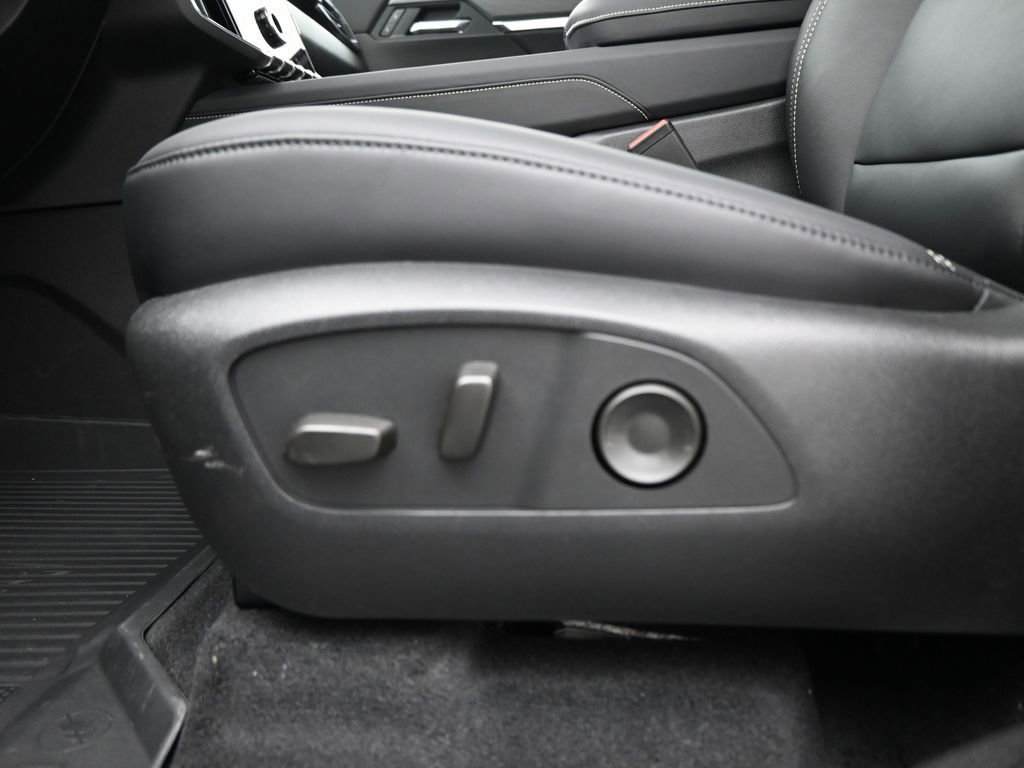 2026 GMC Acadia Elevation - Photo 11
