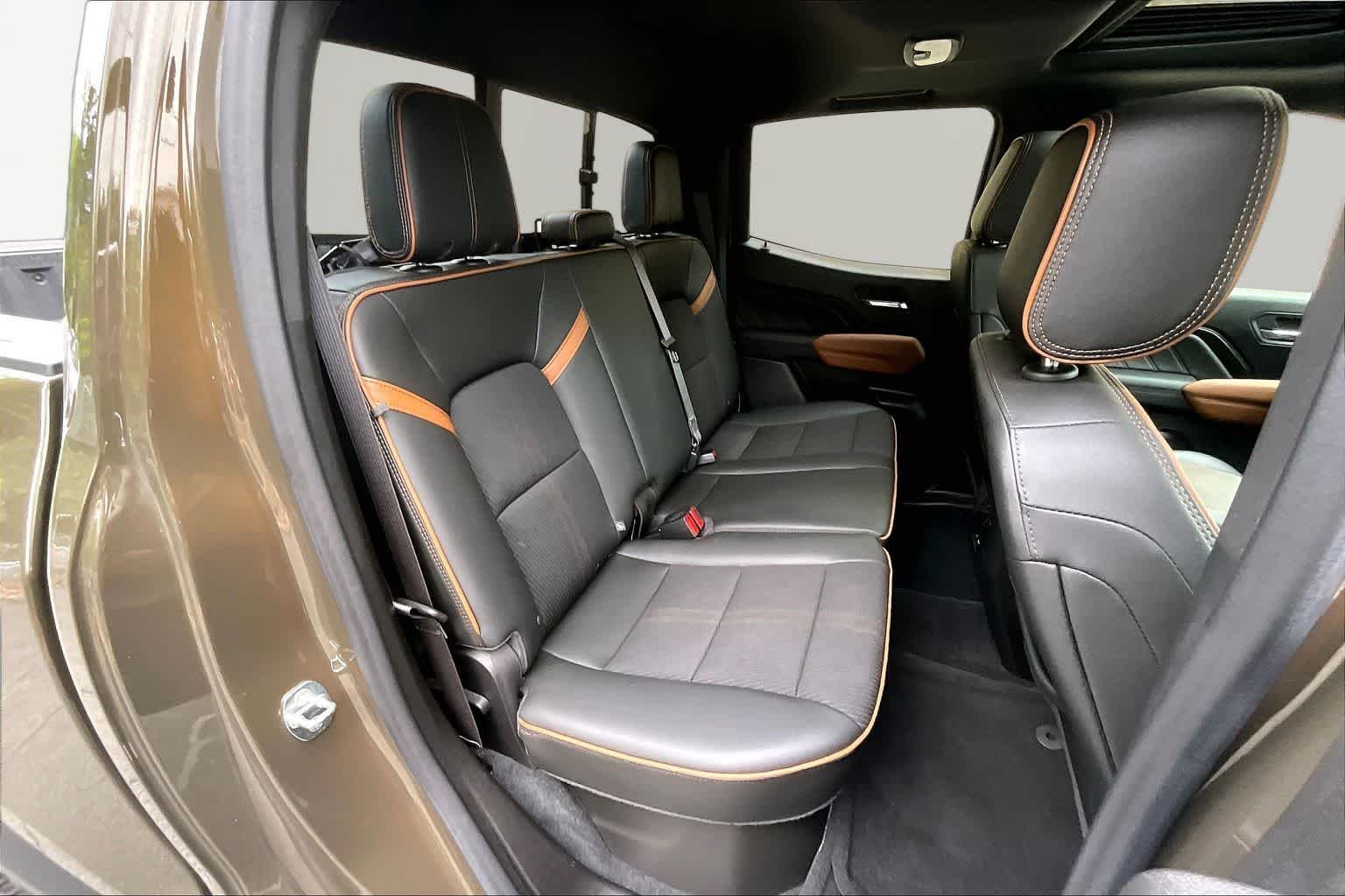 Used 2023 Deep Bronze Metallic GMC 4WD AT4 image 20