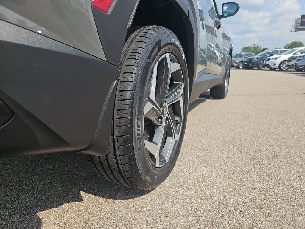Certified Used 2024 Gray Hyundai SEL image 40