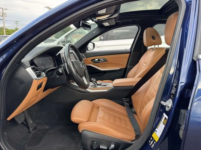 Used 2019 Blue BMW 330i xDrive image 22