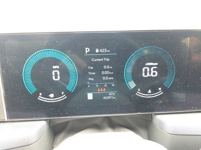 Used 2024 Blue Hyundai SEL image 5