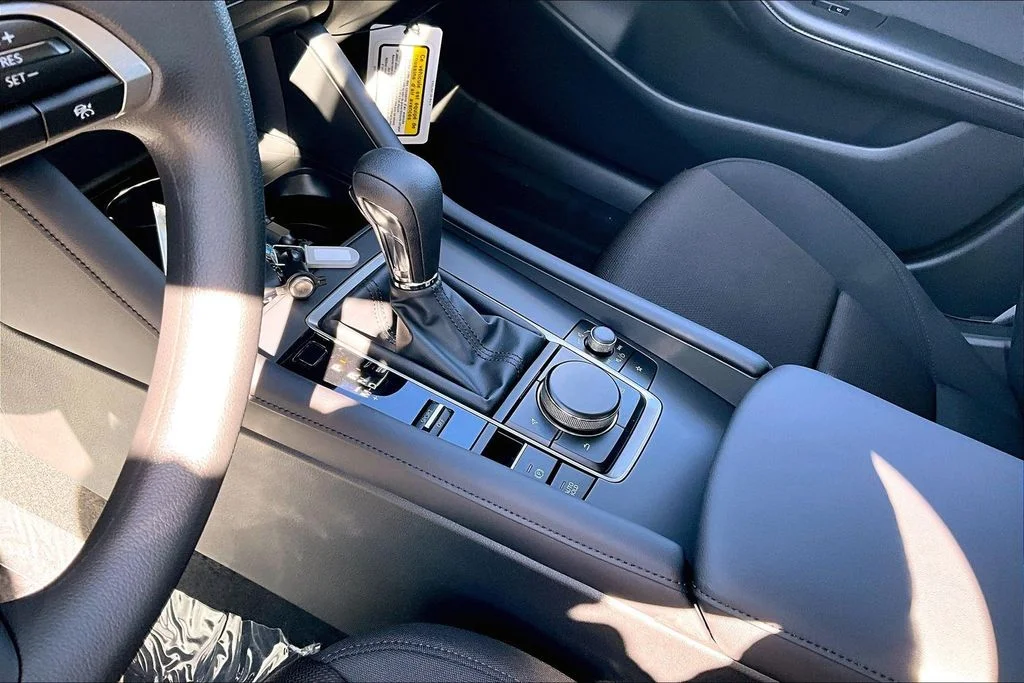 2026 Mazda Mazda3 S - Photo 8