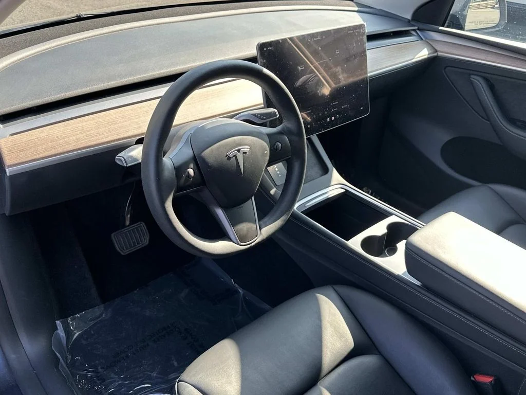 Used 2023 Tesla Model Y Base with VIN 7SAYGDED9PF934027 for sale in Vienna, VA
