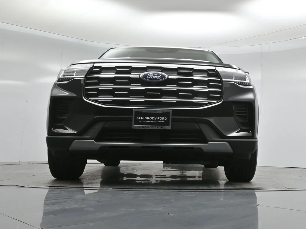 New 2026 Agate Black Metallic Ford Active image 45