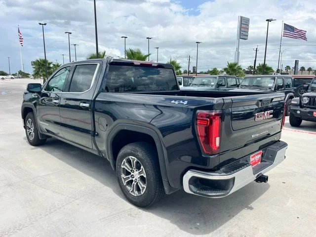 Used 2025 Silver GMC SLT image 6