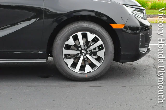 New 2026 Crystal Black Pearl Honda EX-L image 5