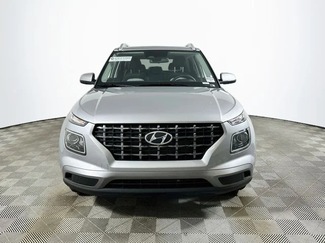 New 2026 Silver Hyundai SEL image 8