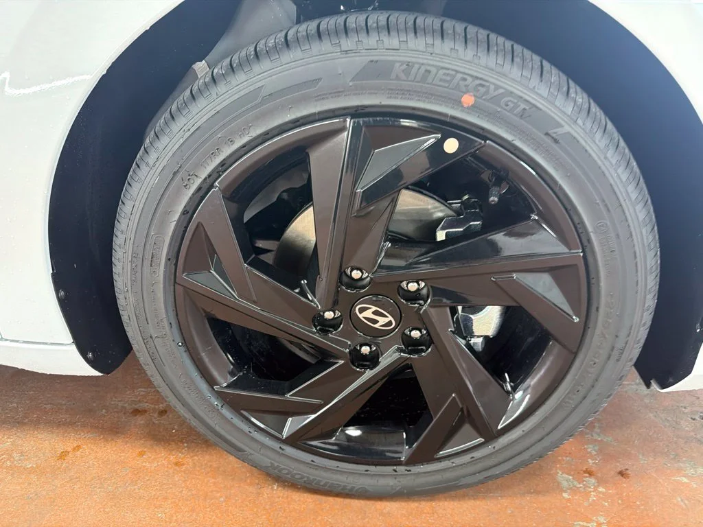 New 2026 Serenity White Hyundai SEL Sport image 10