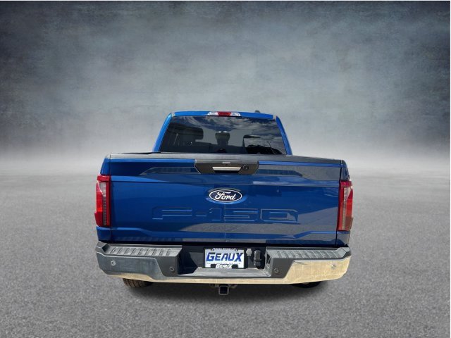 Used 2024 Blue Ford XLT image 19