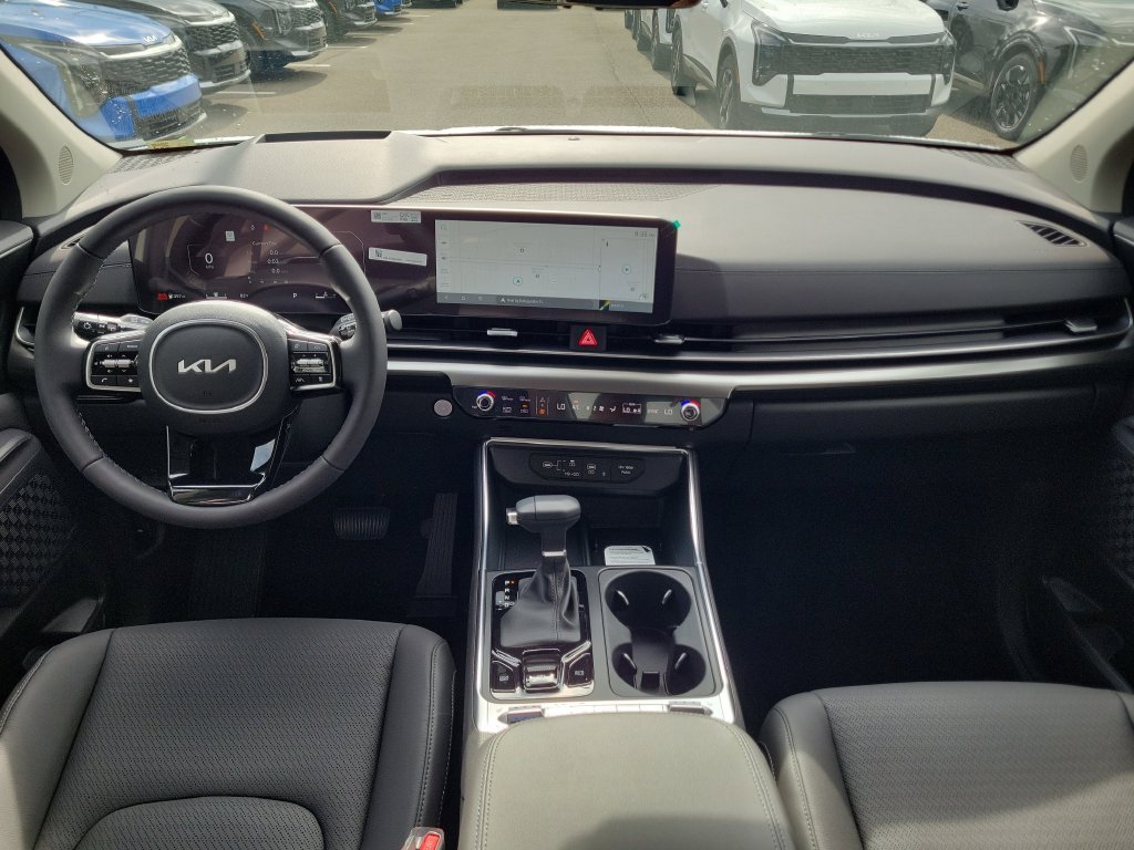 New 2026 Snow White Pearl Kia SX Prestige image 18