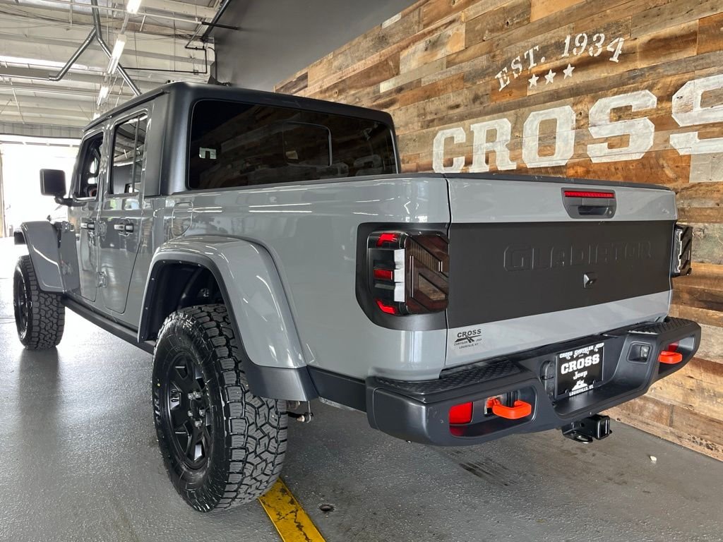 Used 2022 Gray Clearcoat Jeep Mojave image 23