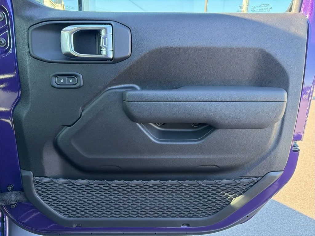 New 2026 Reign Exterior Paint Jeep Sport S image 22