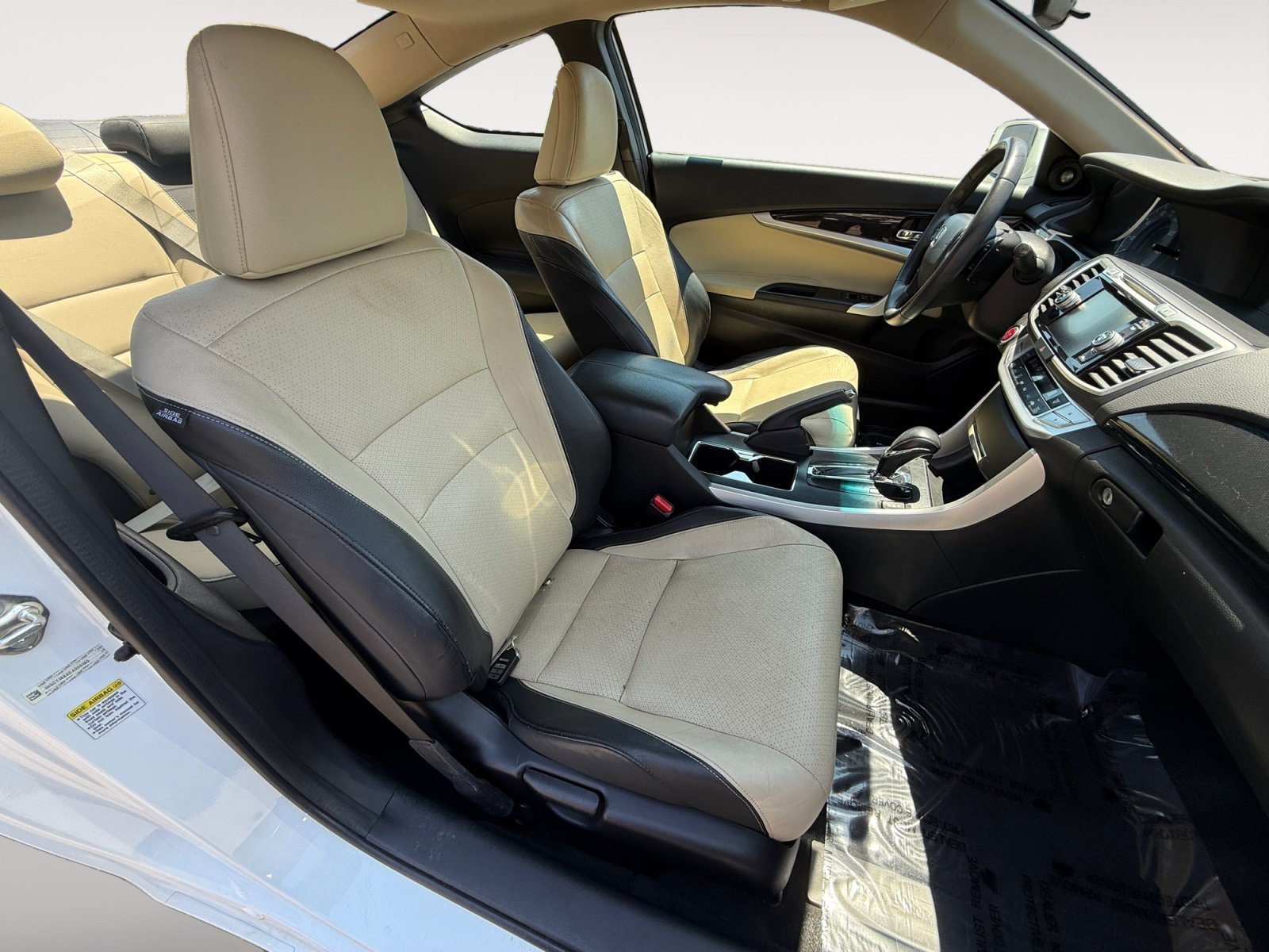 Used 2013  Honda EX-L image 19