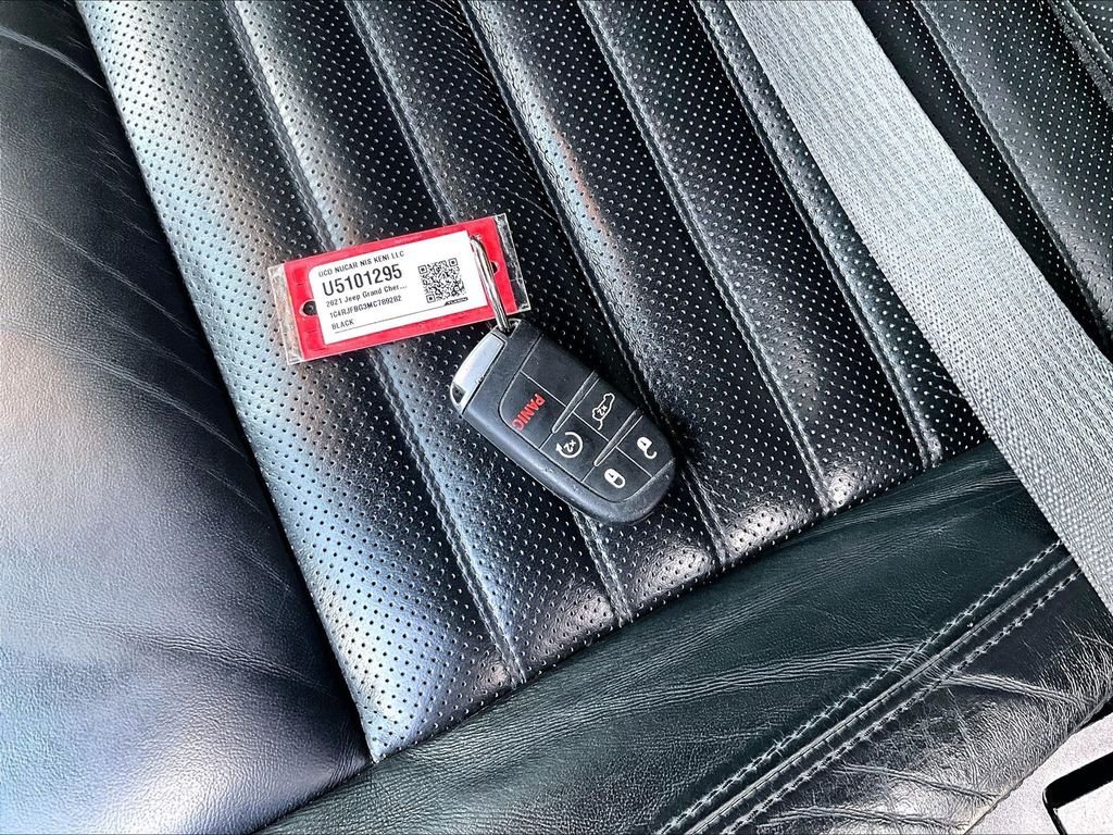Used 2021 Black Jeep Limited X image 33
